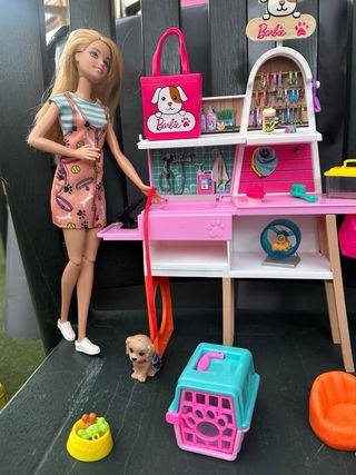 Barbie Tienda de Animales con Accesorios