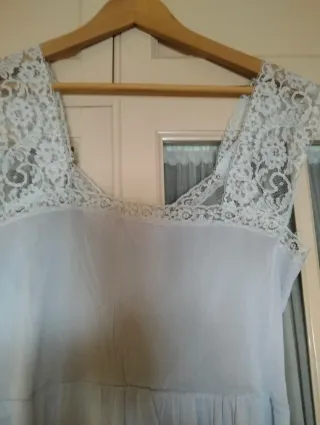 Camisón encaje azul y blanco