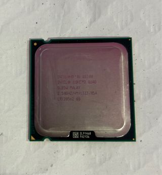Intel Core 2 Quad 2.5GHz SLBSW