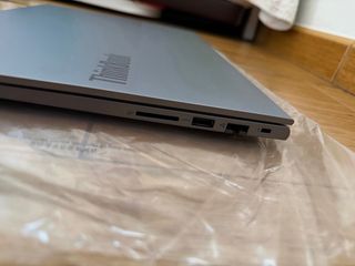Portátil Nuevo Lenovo Thinkbook 16 G6 IRL Gris