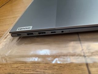 Portátil Nuevo Lenovo Thinkbook 16 G6 IRL Gris