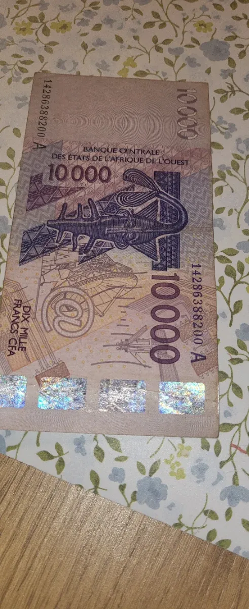 Billete 10000 Francos CFA África Occidental