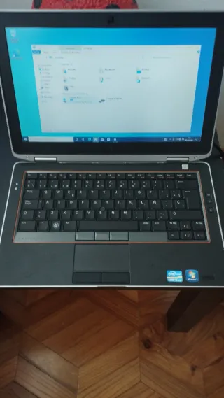 Portátil Dell i5 8GB RAM 250GB SSD 13