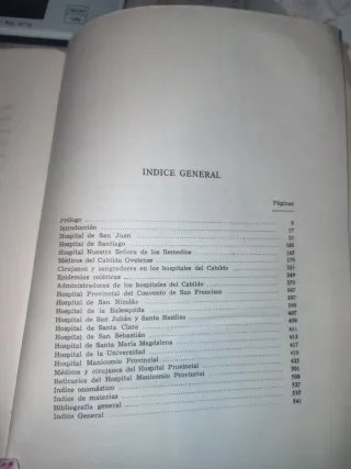 Libro Hospitales Antiguos de Oviedo