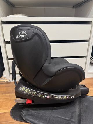 Silla de coche Britax Römer 0–5 años con regalos