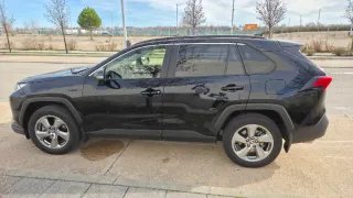 Toyota RAV4 2021