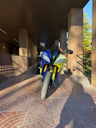 Yamaha R6 - 2008