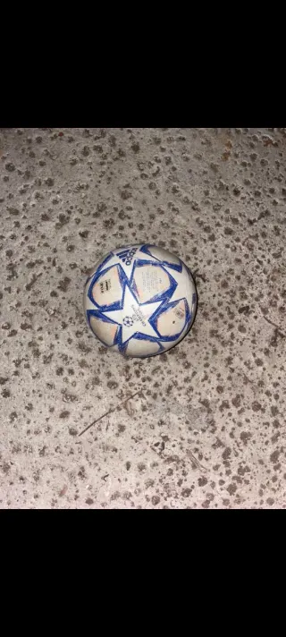 Balón de fútbol Adidas Champions League