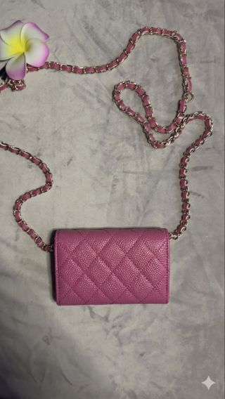 Mini bolso rosa con cadena