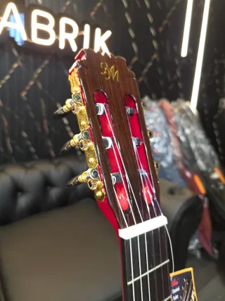 Guitarra Flamenca Roja