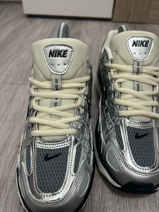 Nike P-6000 Plata/Blanco