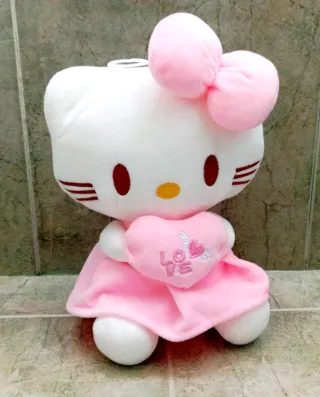 Peluche Hello Kitty con Corazón  "LOVE" (NUEVO!)