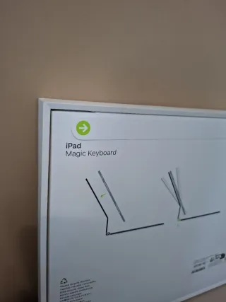 Teclado iPad Magic Keyboard 11" M4 M5