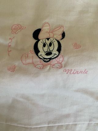 Set lettino Minnie: paracolpi, lenzuolo, piumino