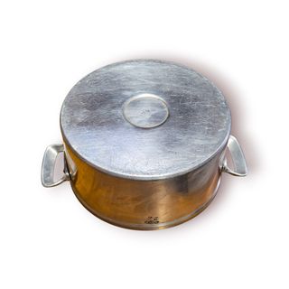 Panela Alumínio Fundido Nº22 c/ Tampa