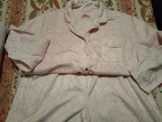 2 Pijamas Rosas Talla XL los dos por 10€ negocible