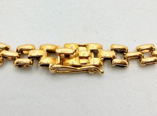 Pulsera Cartier de oro de 18k, 10 g, 21 cm.