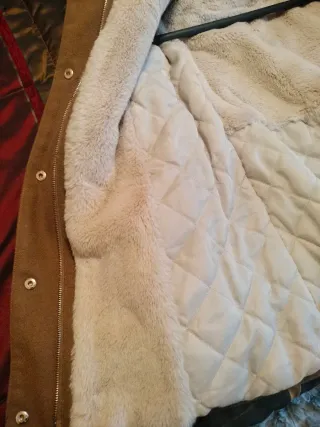 Chaquetón marrón chica