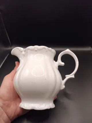 Jarra de porcelana blanca Pontesa