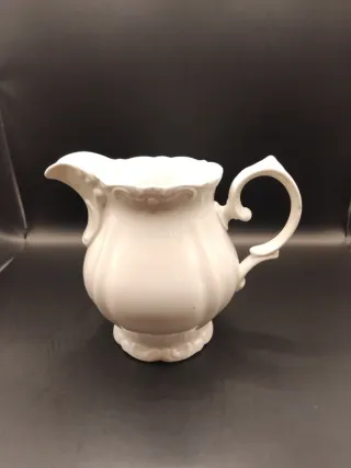 Jarra de porcelana blanca Pontesa