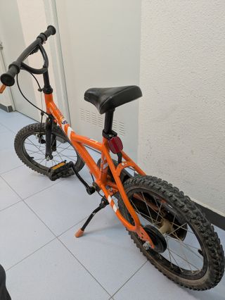 Bicicleta 16 b'twin naranja