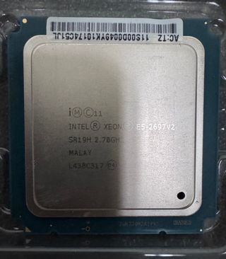 2x Procesador Intel Xeon E5-2697 v2