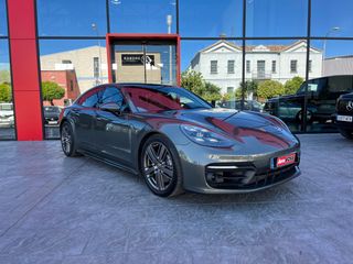 Porsche Panamera 4 PLATINUM EDITION 2022
