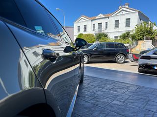 Porsche Panamera 4 PLATINUM EDITION 2022