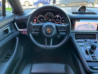 Porsche Panamera 4 PLATINUM EDITION 2022