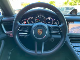 Porsche Panamera 4 PLATINUM EDITION 2022