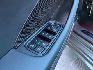 Porsche Panamera 4 PLATINUM EDITION 2022