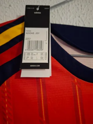 Camiseta Adidas España Talla xl Es como si fuese L
