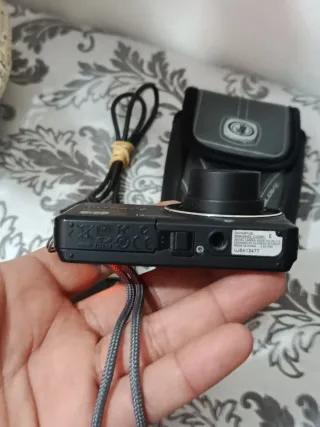 Olympus VG-110 Fotocamera Digitale Completa