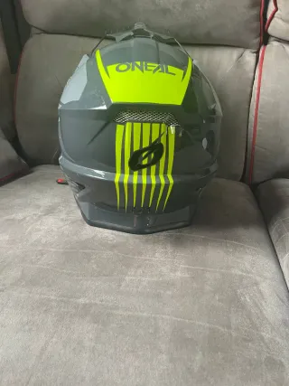 Casco Oneal Motocross Negro y Amarillo