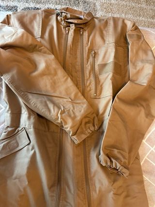 Tuta da lavoro marrone con cerniera