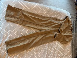 Tuta da lavoro marrone con cerniera