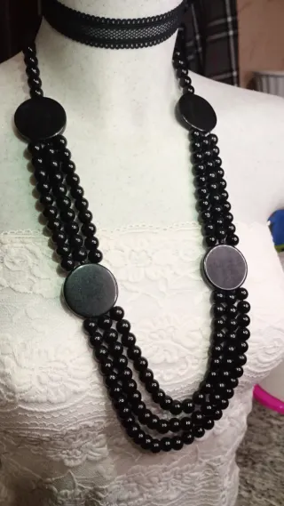 Collana con perle di onice nero