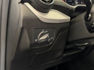 Audi Q2 Advanced S-tronic 30tdi