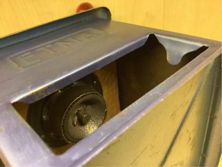 Molino de café antiguo ETNA