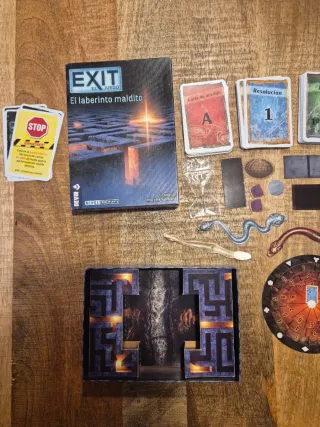 Exit El Laberinto Maldito Juego de Mesa