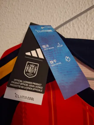 Camiseta Adidas España Talla XXL. Como si fuese Xl