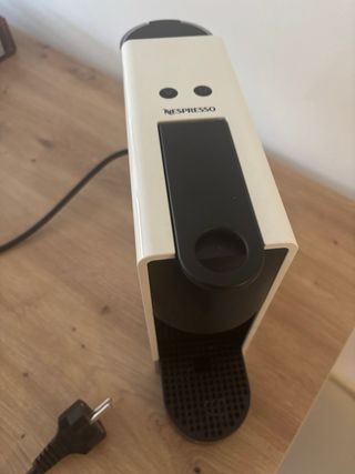 Cafetera Nespresso Blanca