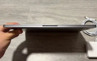 MacBook Pro 2017 8GB RAM 256GB SSD Plata