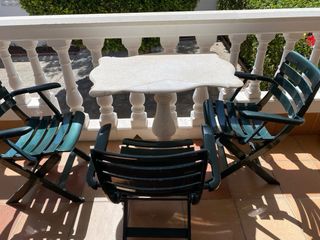 Mesa y Sillas Exterior