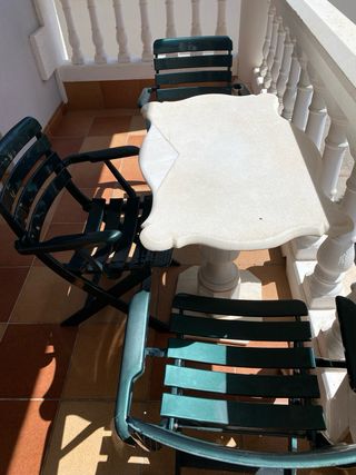 Mesa y Sillas Exterior