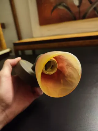 Lampada da parete in vetro e metallo