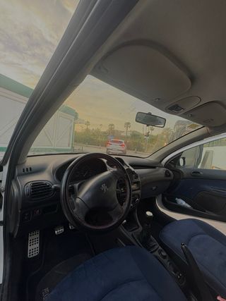 Peugeot 206 2002