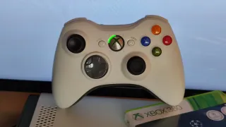 Xbox 360 completa + juego