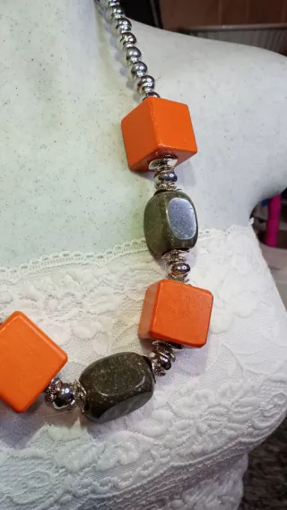 Maxi collana con agata e legno