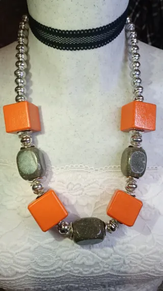 Maxi collana con agata e legno